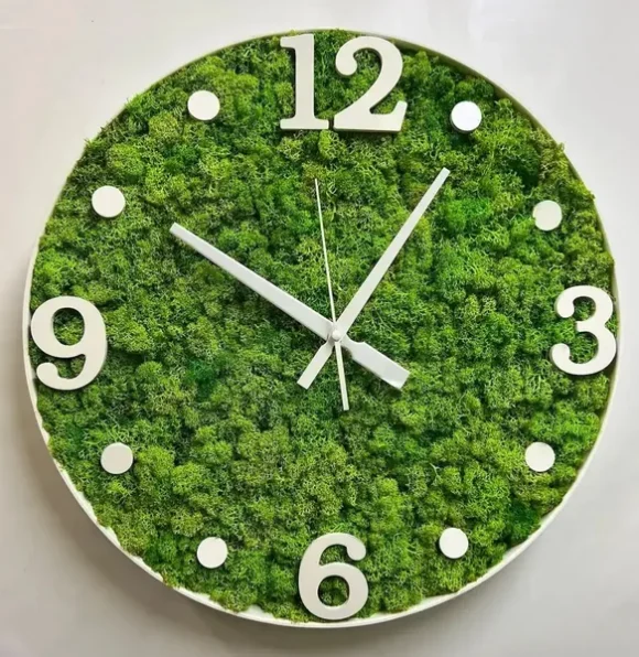 Decor Wall Clock - Moss Clock with Lichen Moss